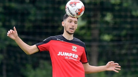 迷翘首以盼 迷翘首以盼